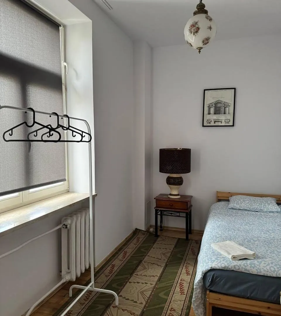 Konukevi Citystay Chmielna Varşova Polonya